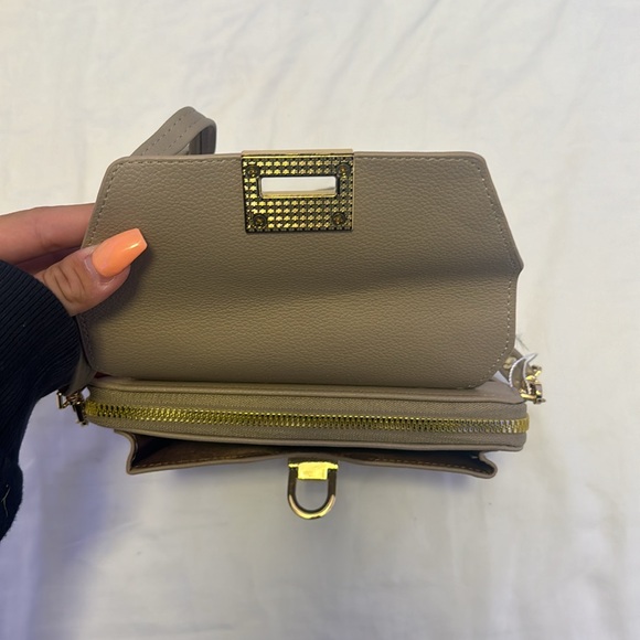 Never used - Picture 2 of 2